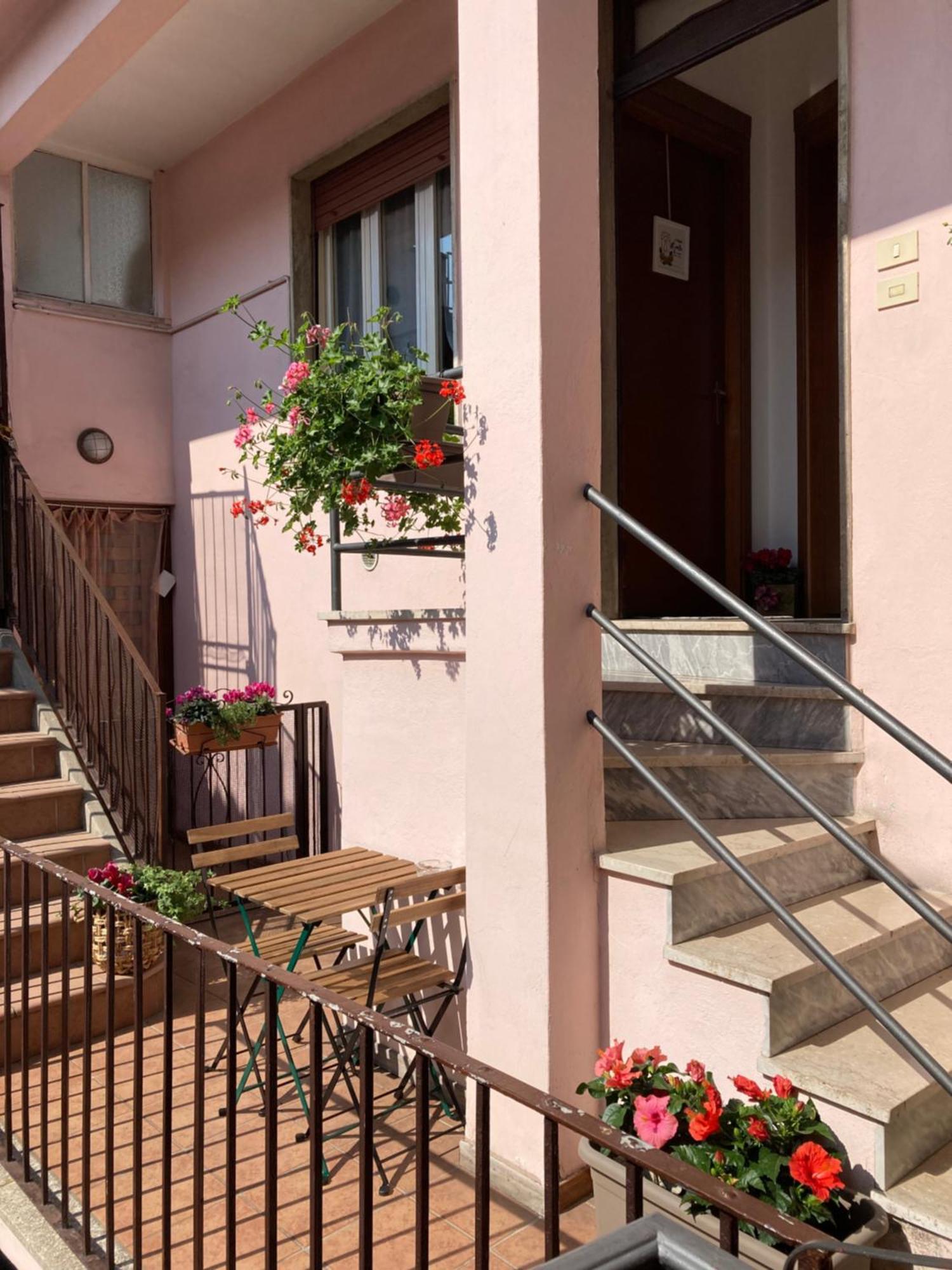 Casa Mirella Apartman Lovere Kültér fotó